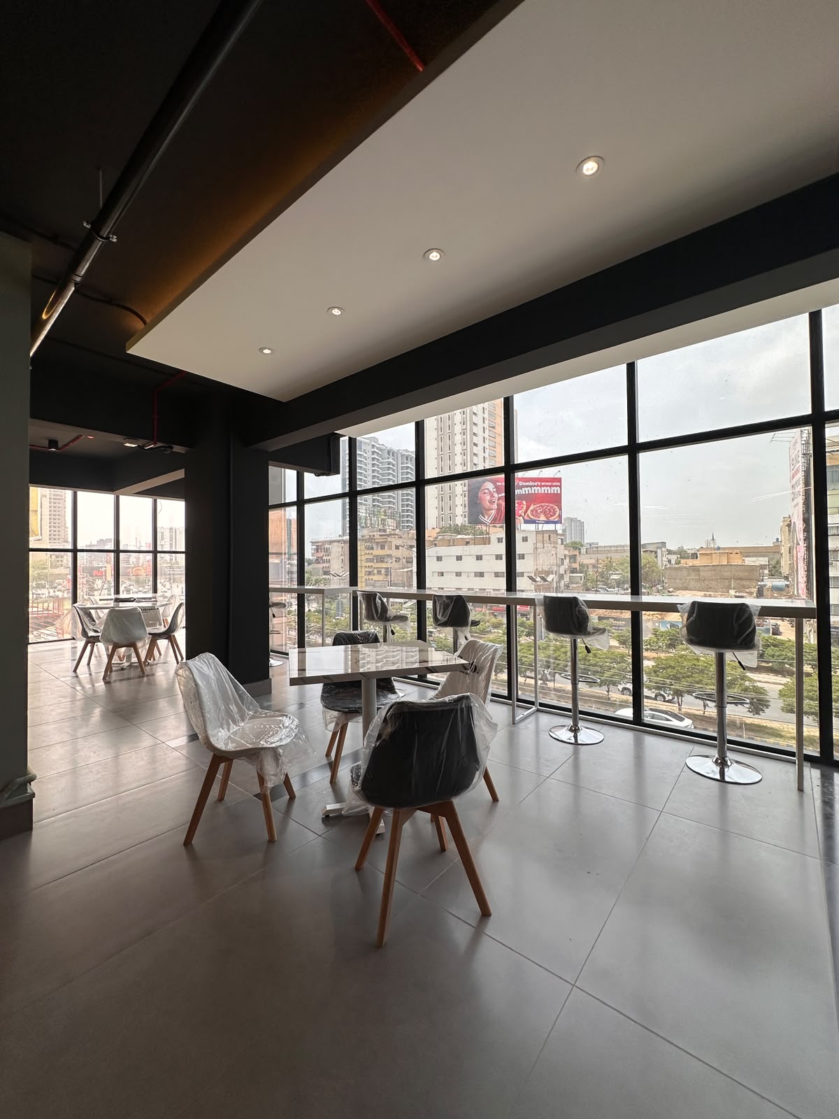 Breakout and casual seating area at WorkMore, The Pavilion Karachi