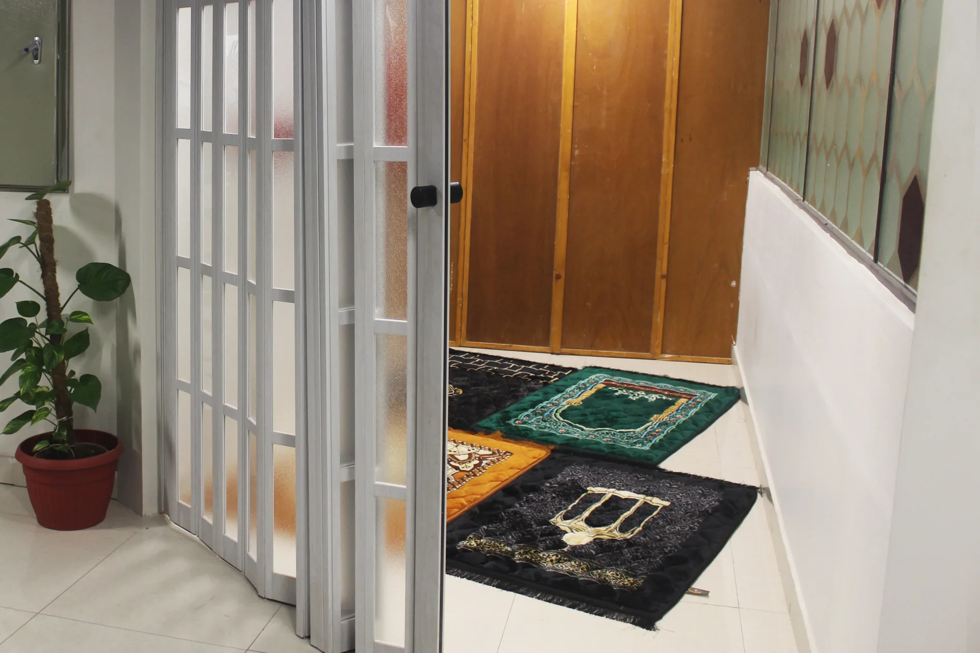 Fortune Tower on-site prayer area